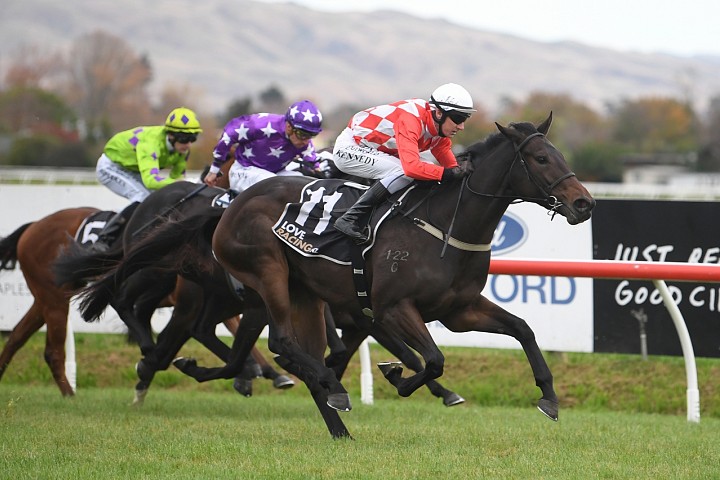 Orchestral leads home Haunui graduate quinella